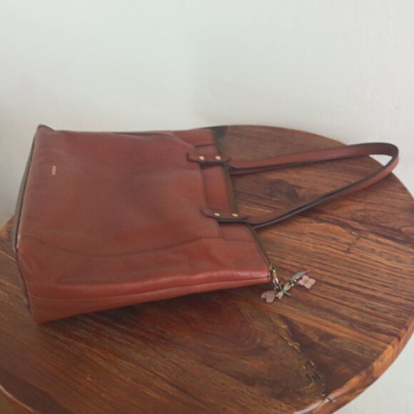 Genuine Leather Fossil Tote EUC - Picture 11 of 12